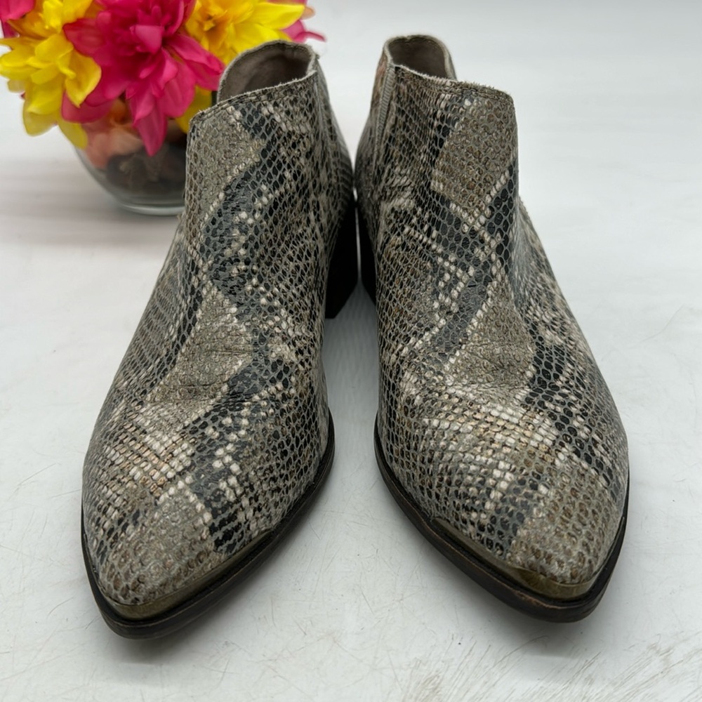 Lucky Brand Snakeskin Pointy Ankle Boots Size 10 MCA5475H
